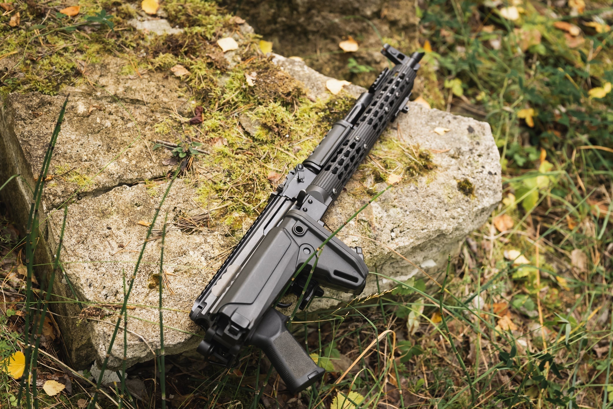 What Advantages Do Folding Stock Rifles Offer?