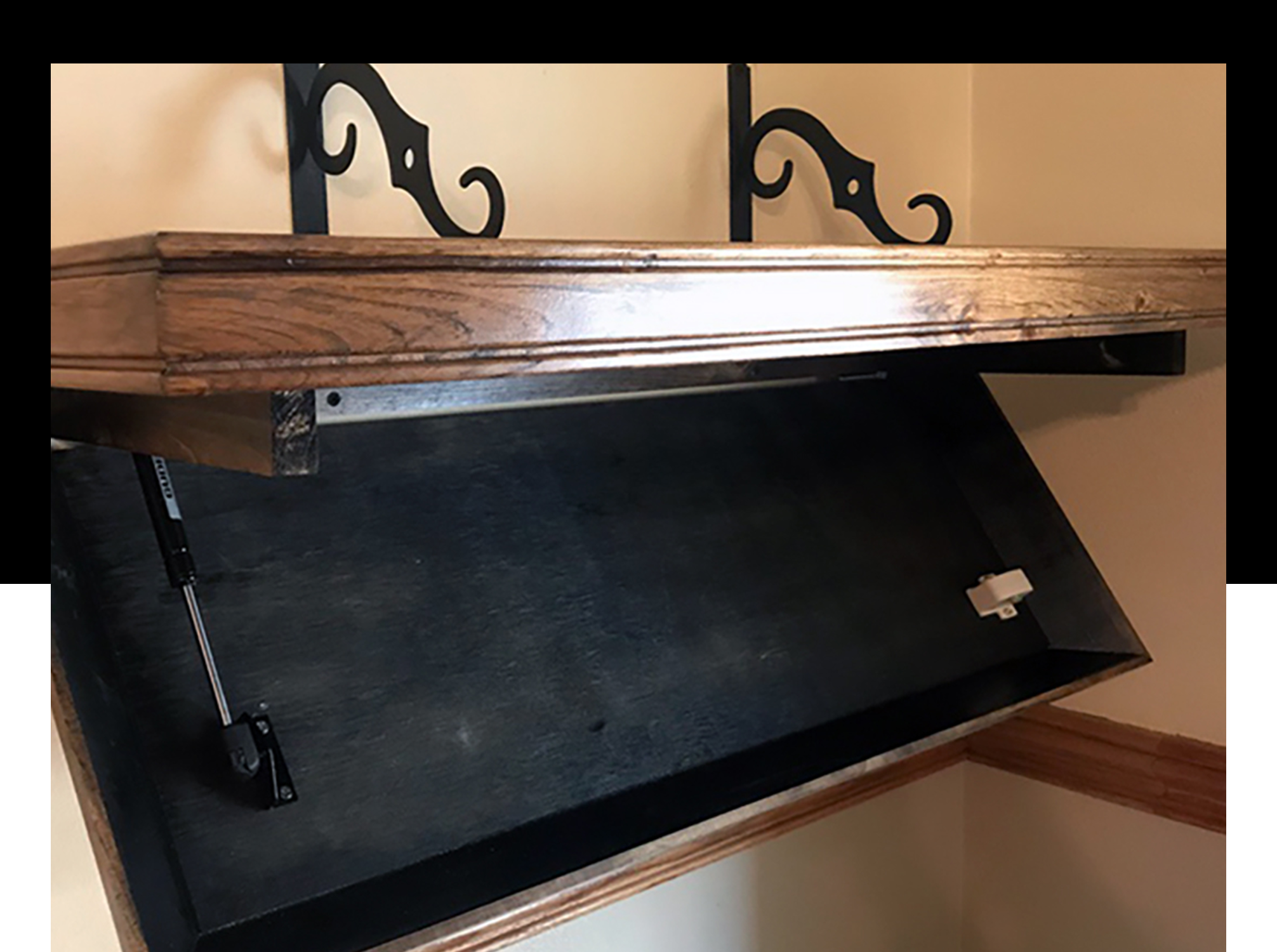 Floating Shelves with Hidden Compartments: Modern Concealment Solutions