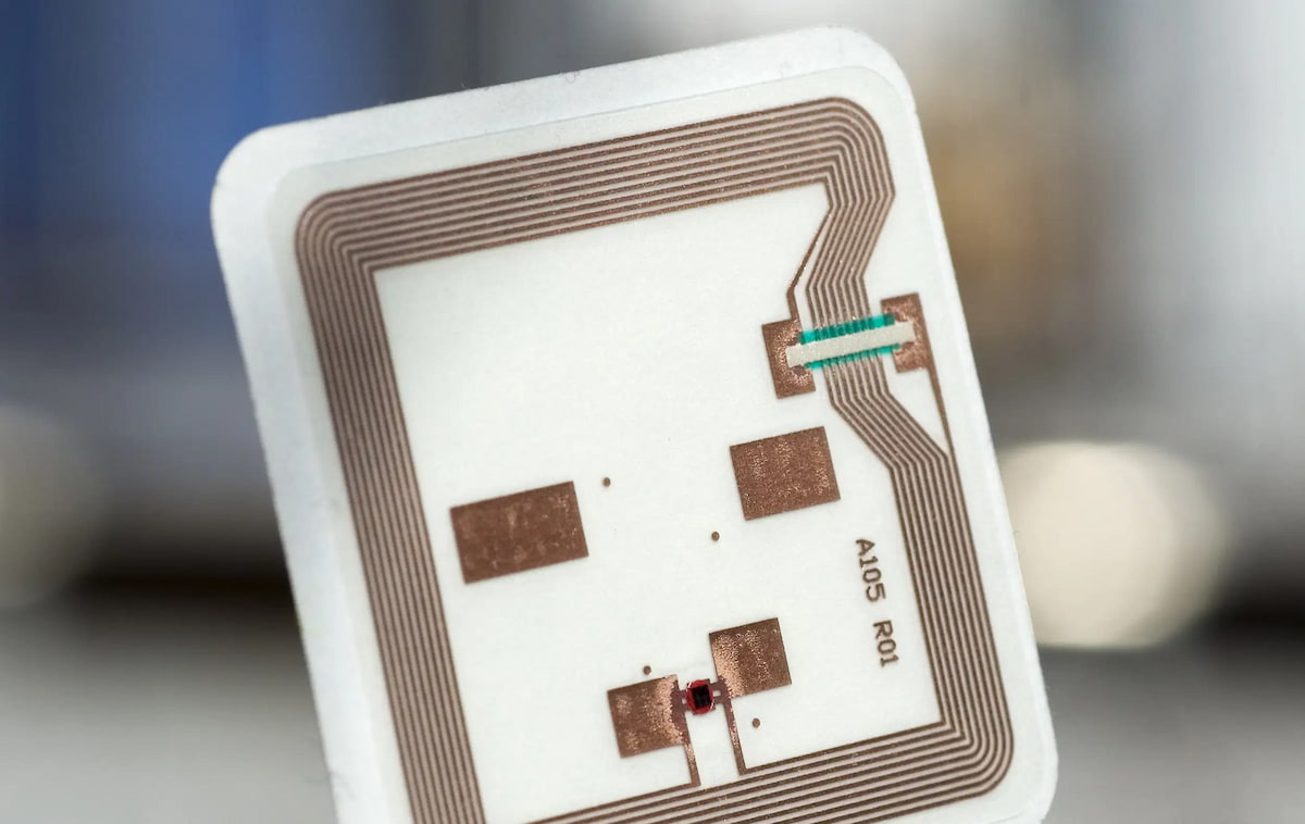 Magnetic vs. RFID Gun Locks: Which Should You Choose For Your Concealment Furniture?